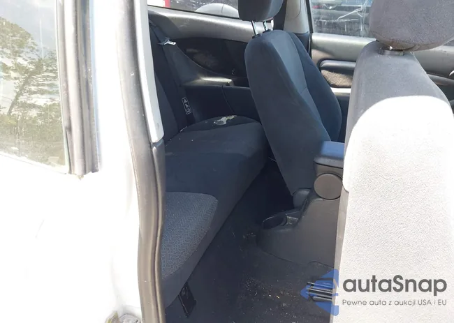 3FAFP31311R243811: 42599151