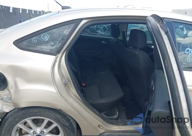 1FADP3FE2JL311761: 42599206