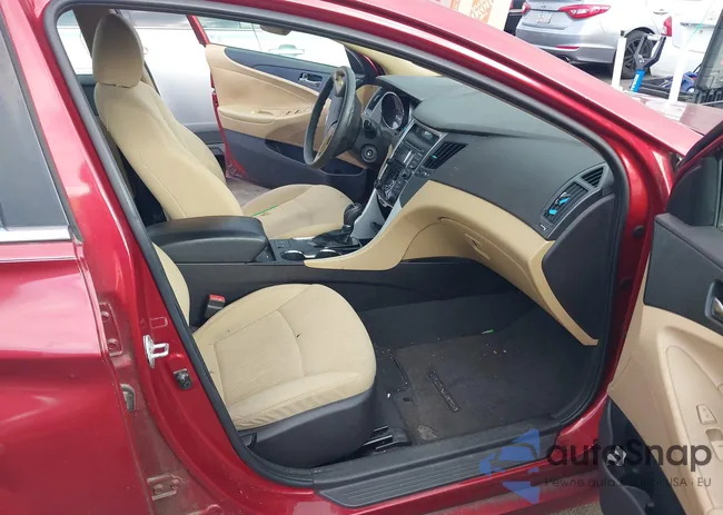 5NPEB4AC5DH695231: 42599301