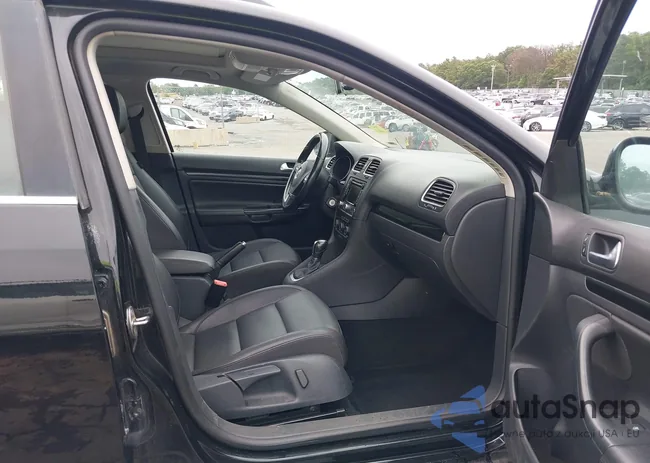 3VWPL7AJ9EM609661: 42600438