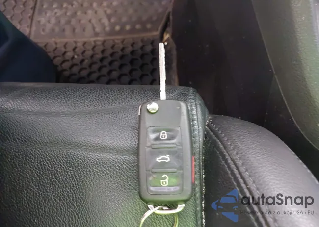 WVWHD7AJ7CW086898: 42600506