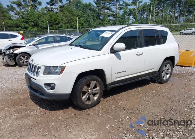 1C4NJDEB3GD542619: 42600575