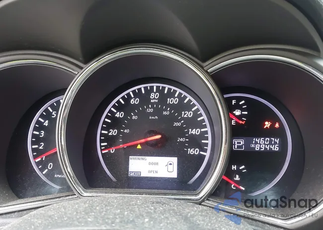 JN8AZ1MW0CW221182: 42600627