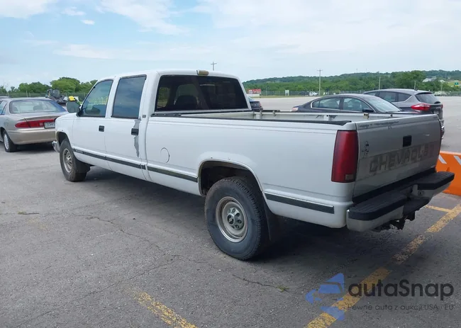 1GCGC33F8PJ400450: 42600678