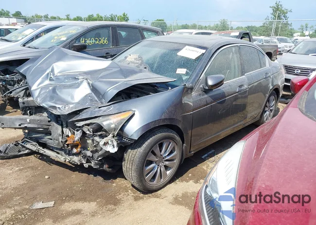 1HGCP2F87BA079117: 42600913