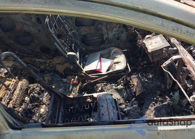 3N1CE2CP7EL411413: 42600929