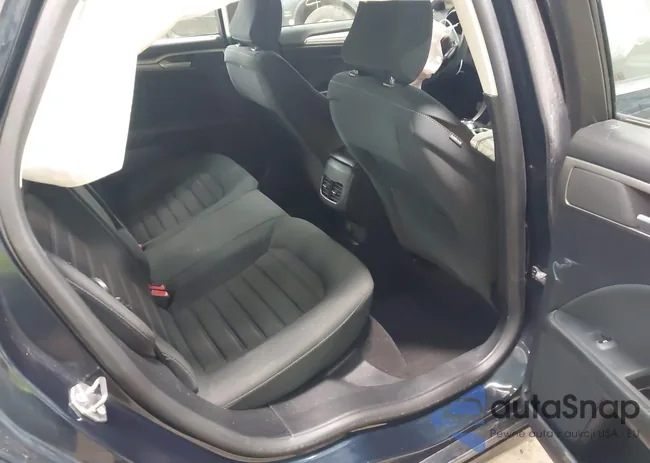 3FA6P0HD9LR187066: 42600976