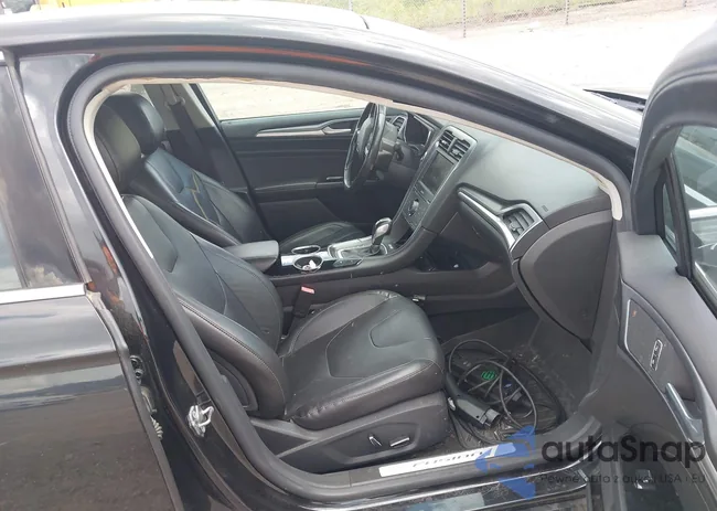 3FA6P0SU0DR241025: 42600978