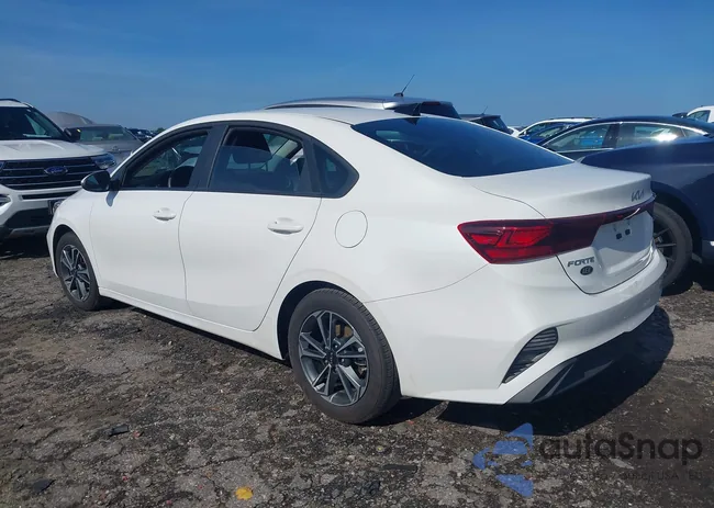 3KPF24AD4RE786984: 42601019