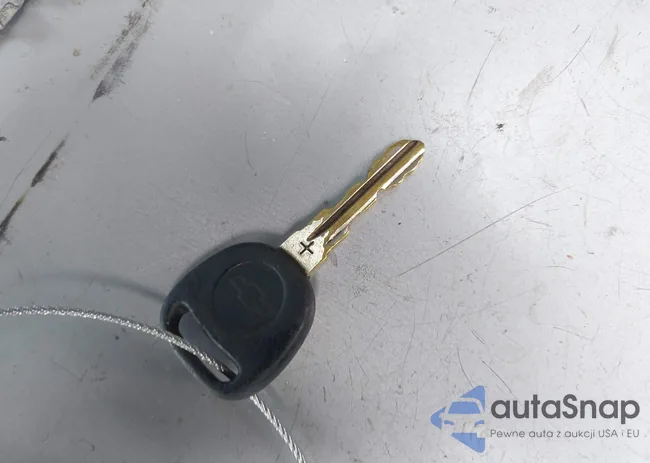 1G1ZU54844F182872: 42600258