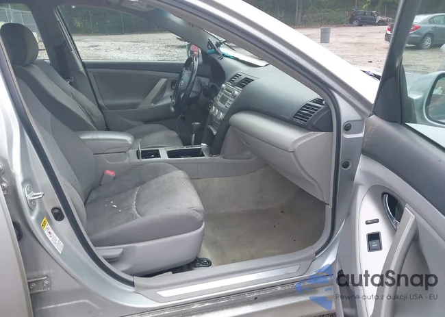 4T1BF3EK7BU228166: 42600295