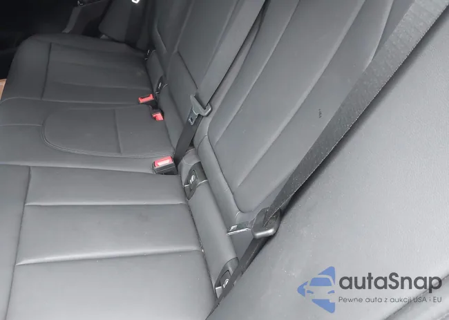 5UXTY5C04L9D18557: 42600301