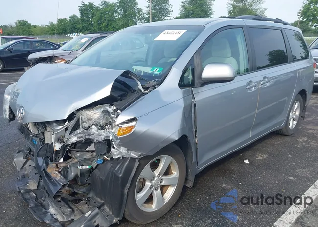 5TDKK3DC7ES454114: 42600324