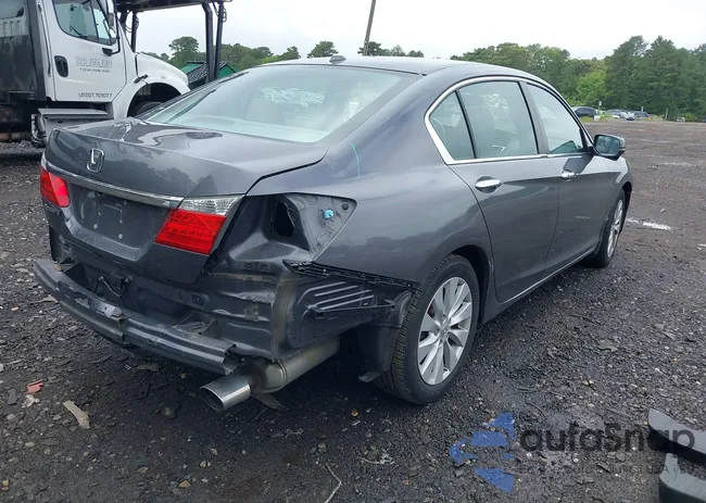 1HGCR2F82EA101250: 42600335