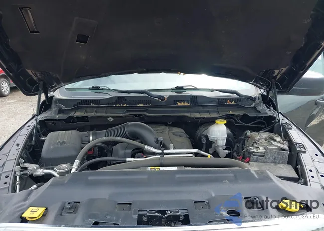 1C6RR7LT1JS223656: 42600345