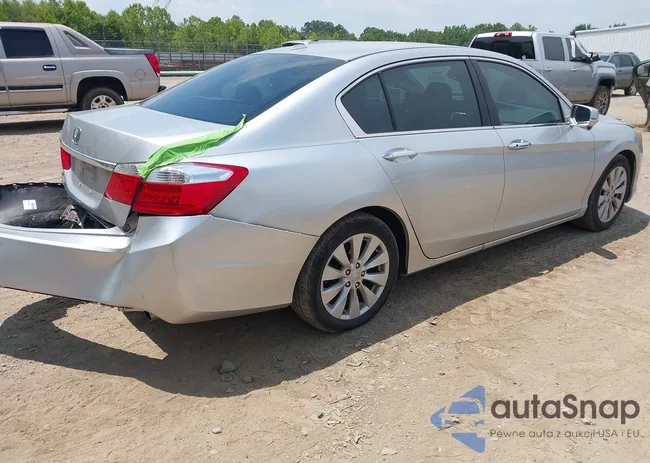 1HGCR2F87EA116939: 42601495