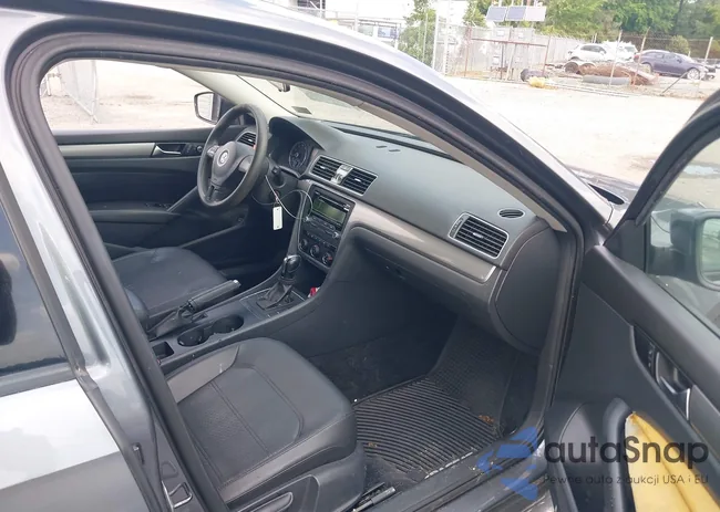 1VWAH7A39DC141018: 42601509