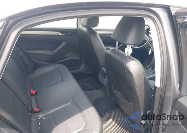 1VWAH7A39DC141018: 42601509