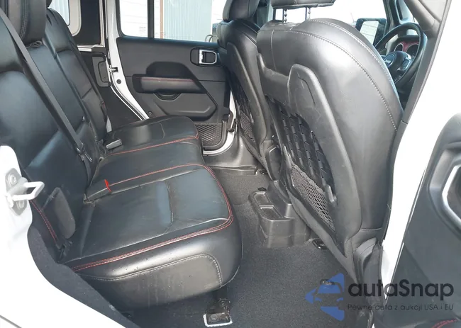 1C4HJXFG6LW272728: 42601535