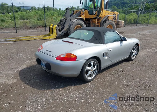 WP0CA2988YU628438: 42601774