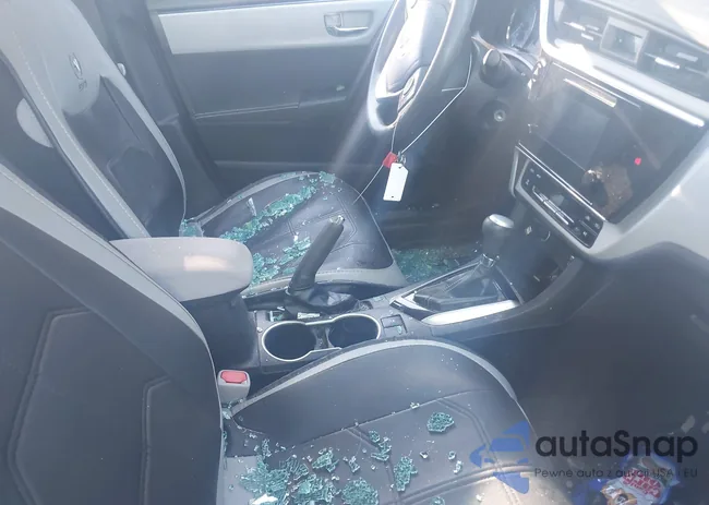 2T1BURHE3JC045233: 42601818