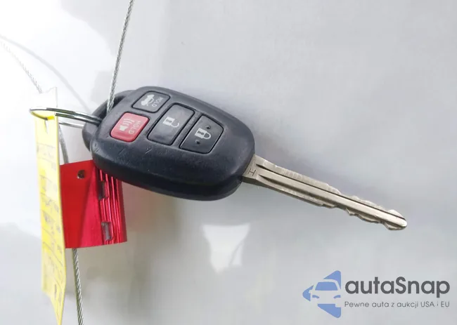 2T1BURHE5EC217963: 42601831