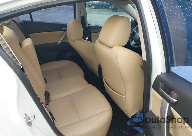 JM1BL1W79D1726420: 42601836