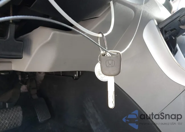 1HGCR2F38FA210124: 42601965