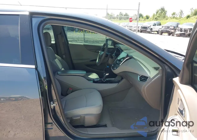 1G1ZD5ST4MF022644: 42601021