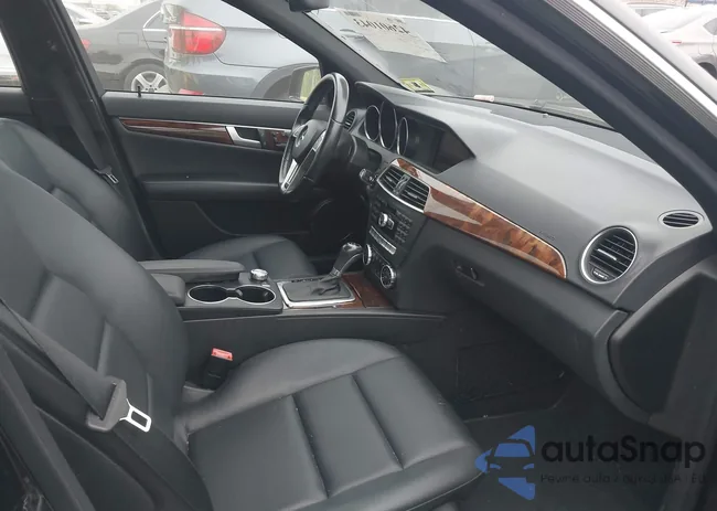 WDDGF8AB0DR263382: 42601043