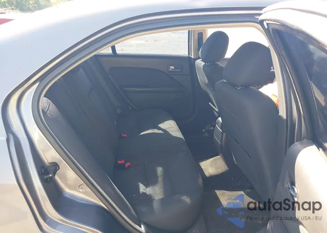 3FAHP0HA8CR379187: 42601092