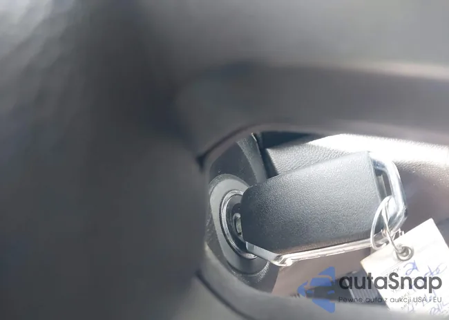 3KPF24AD3ME404761: 42602518