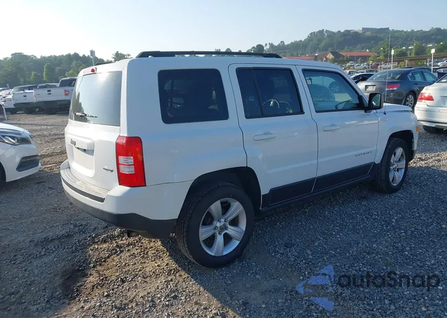 1C4NJPFB1ED793877: 42602568