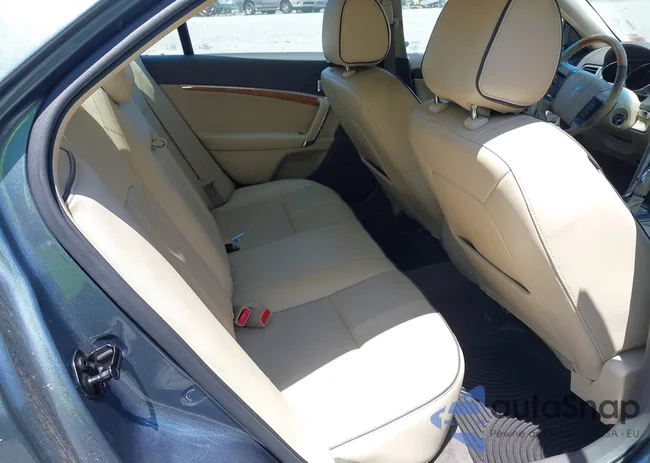 3LNHL2JC2CR821888: 42602617