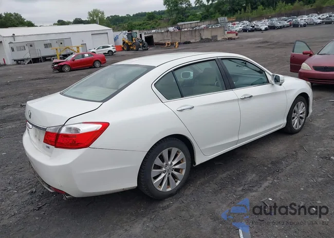 1HGCR3F87EA009203: 42602658