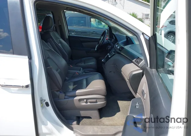 5FNRL5H65BB104640: 42602669