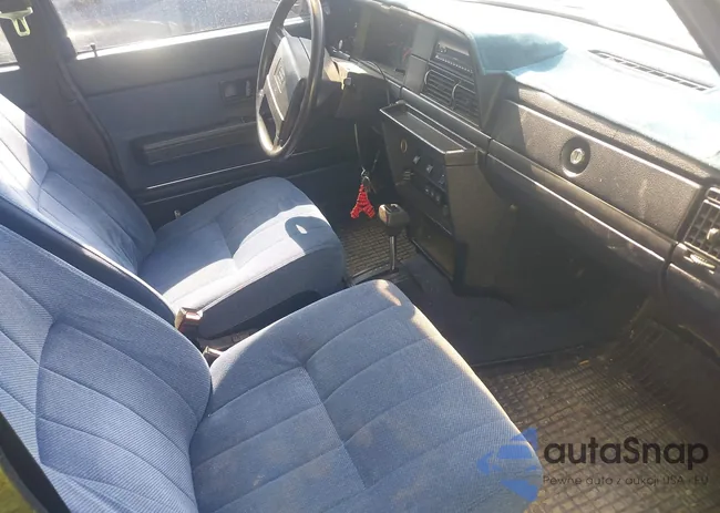 YV1AA8843M1456950: 42602731