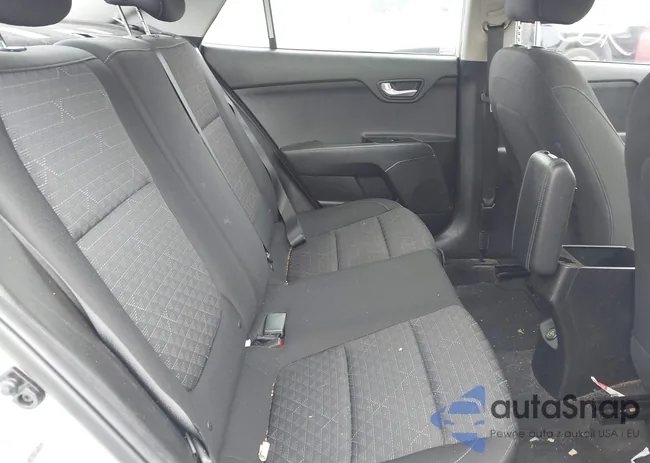 3KPA24AD6PE550196: 42602779