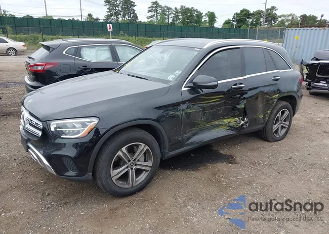 W1N0G8EB8LF763463: 42602895