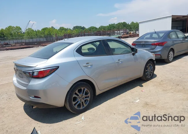 3MYDLBYV1KY523204: 42602936