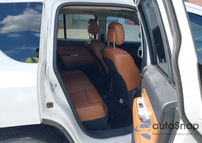 1C4NJDCB0ED634593: 42602172