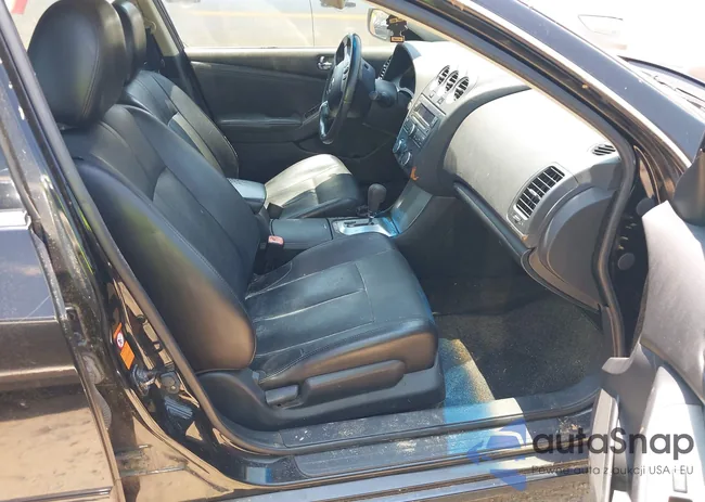 1N4AL21E59C148244: 42603523