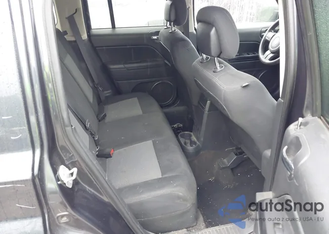 1C4NJRBB6FD202901: 42603556