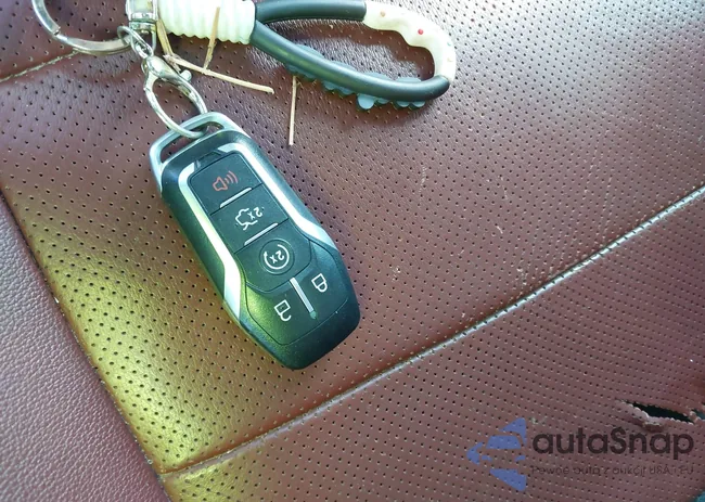 1FA6P8TH2G5210284: 42603988