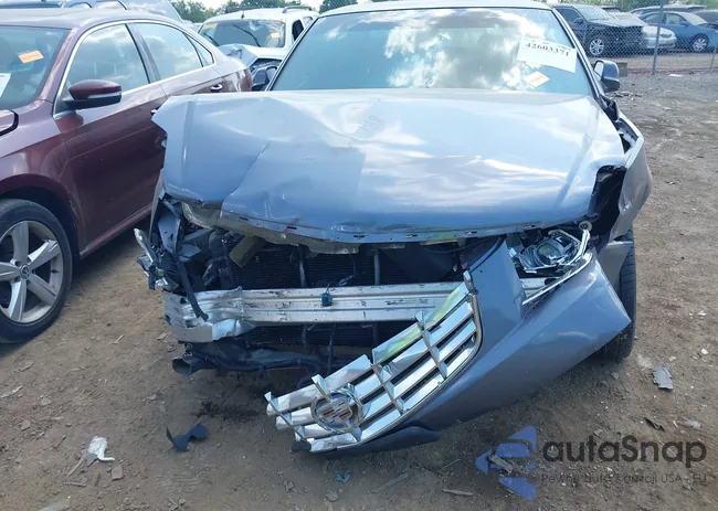 1G6KD57Y17U217049: 42603371