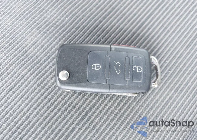 WVWAA71K48W053917: 42604465