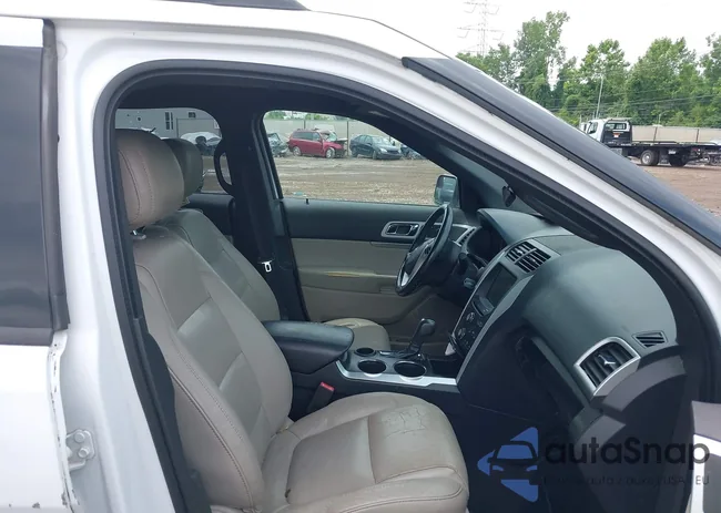 1FM5K7D80DGA22176: 42604472