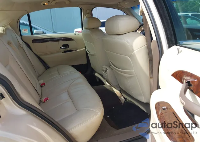 1LNFM83W8WY733464: 42604519