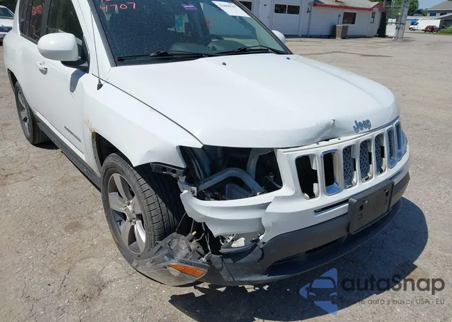 1C4NJDEB4HD140013: 42604707