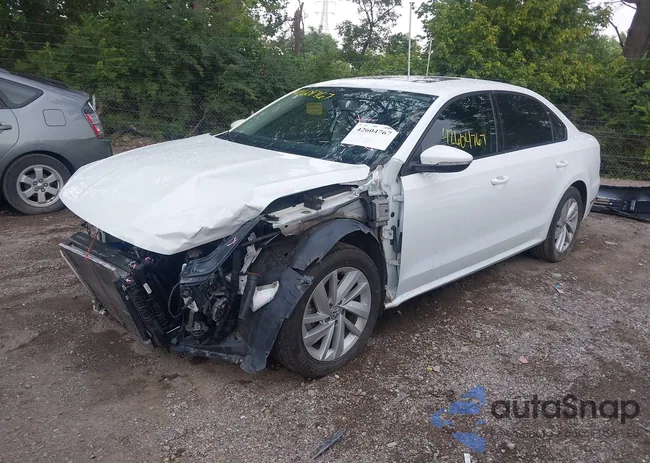 1VWBA7A30JC022116: 42604767